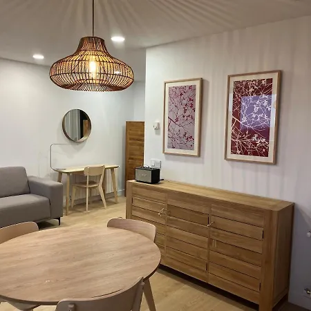 Casita Con Encanto Ii, Junto A Comillas Daire *