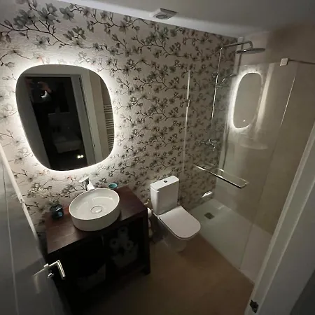 Casita Con Encanto Ii, Junto A Comillas Apartment *