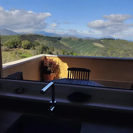 Casita Con Encanto Ii, Junto A Comillas