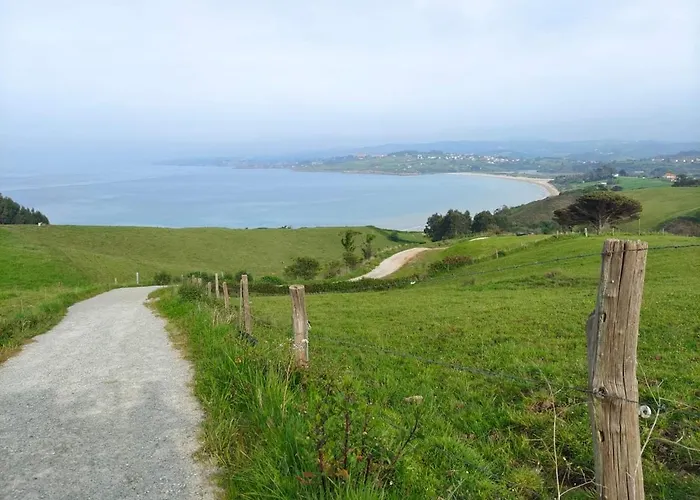 Casita Con Encanto Ii, Junto A Comillas דירה