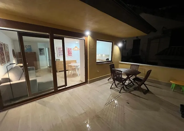 Casita Con Encanto Ii, Junto A Comillas * Canales (Cantabria)