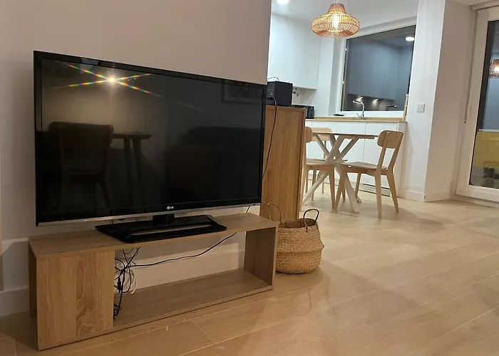 Casita Con Encanto Ii, Junto A Comillas *