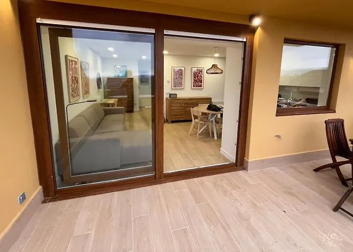 Casita Con Encanto Ii, Junto A Comillas